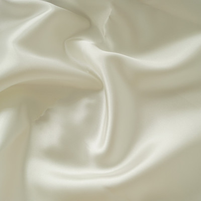Атлас дешевий молочний (105 gsm)
